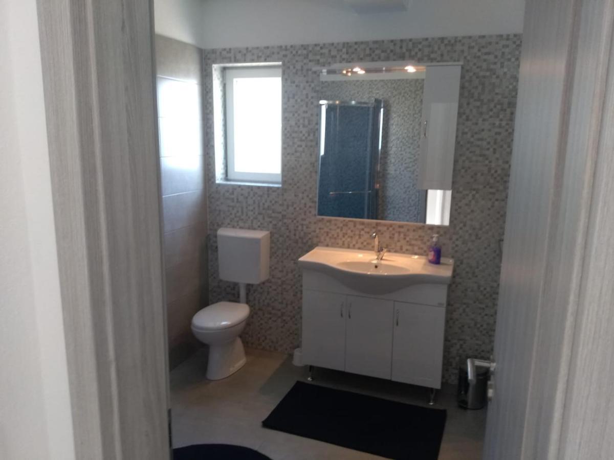 Sea Side App Appartement Vratarusa Buitenkant foto